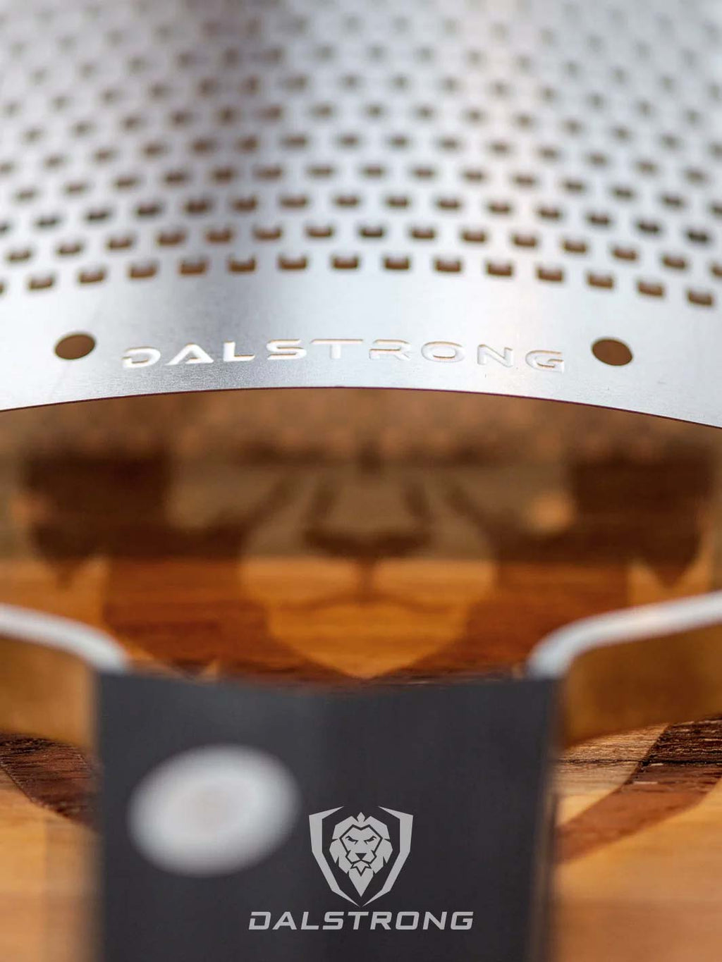 Professional Fine Wide Cheese Grater | Dalstrong ©