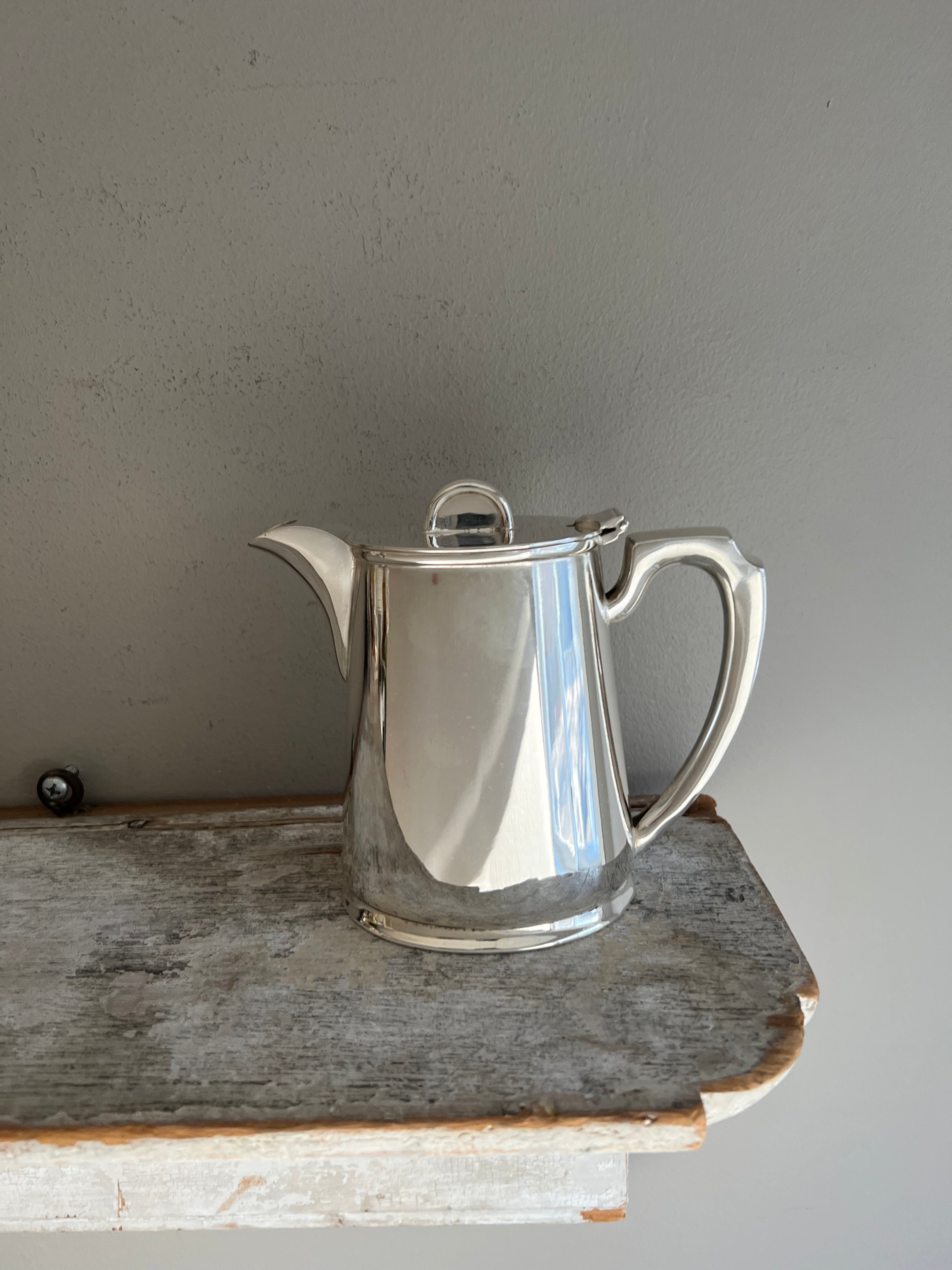 Hôtel Silver Vintage Tea & Coffee Pot - Half Moon Finial