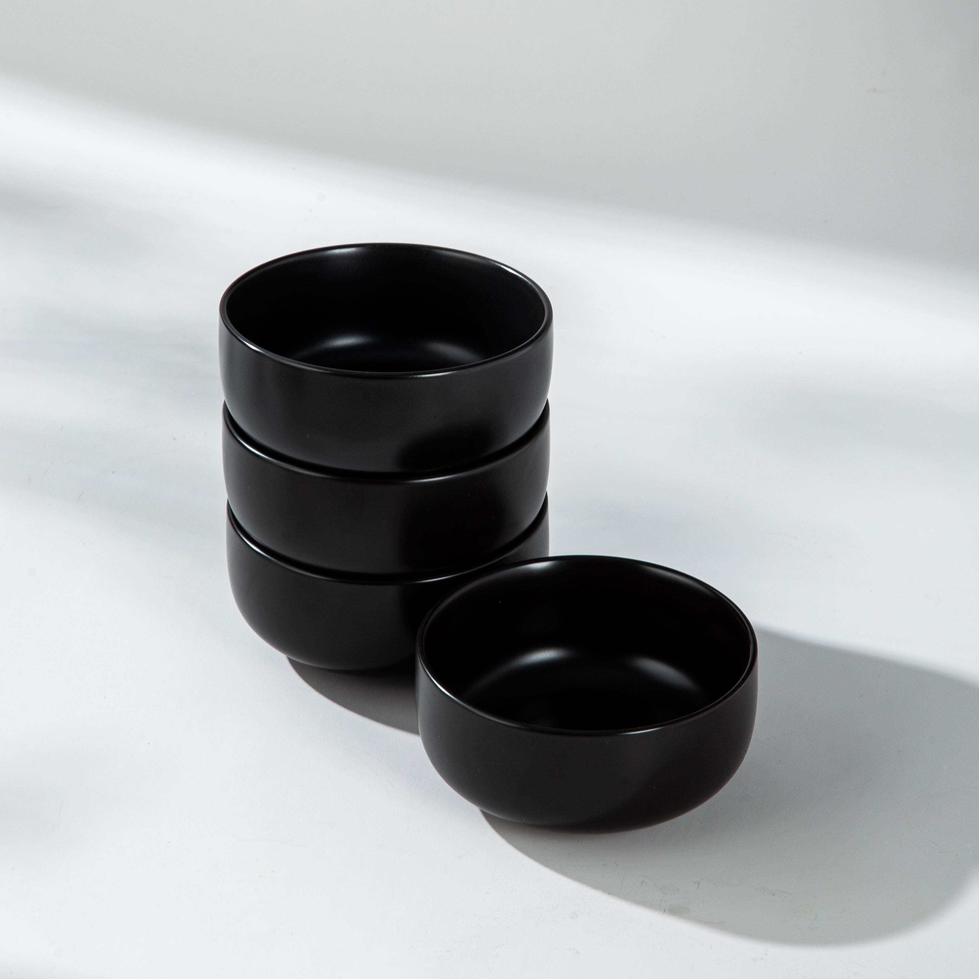 Minimalist Dinner Bowl
