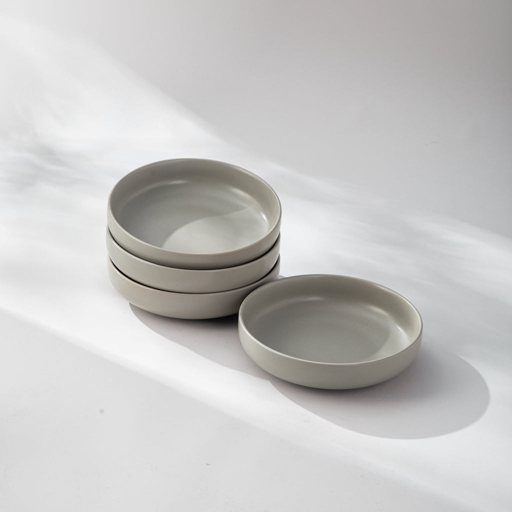 Minimalist Dinner Bowl