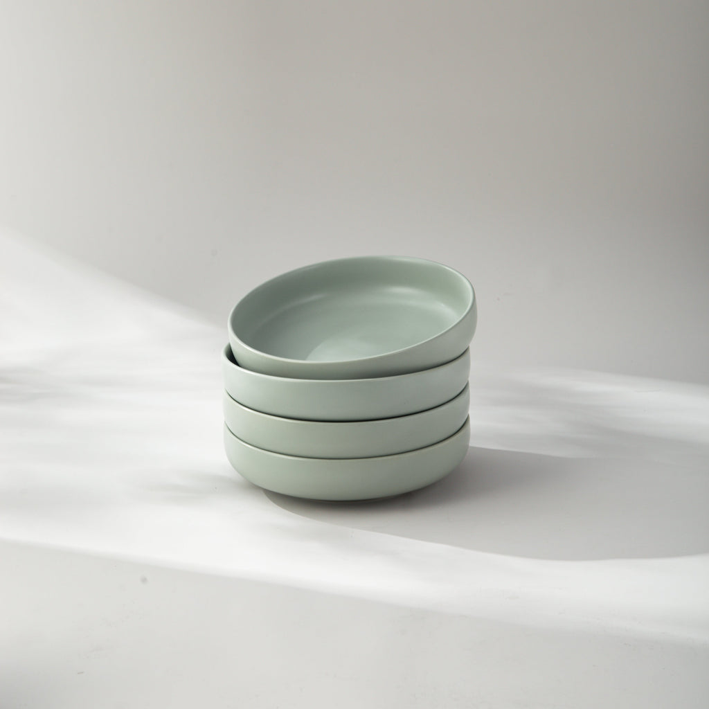 Minimalist Dinner Bowl