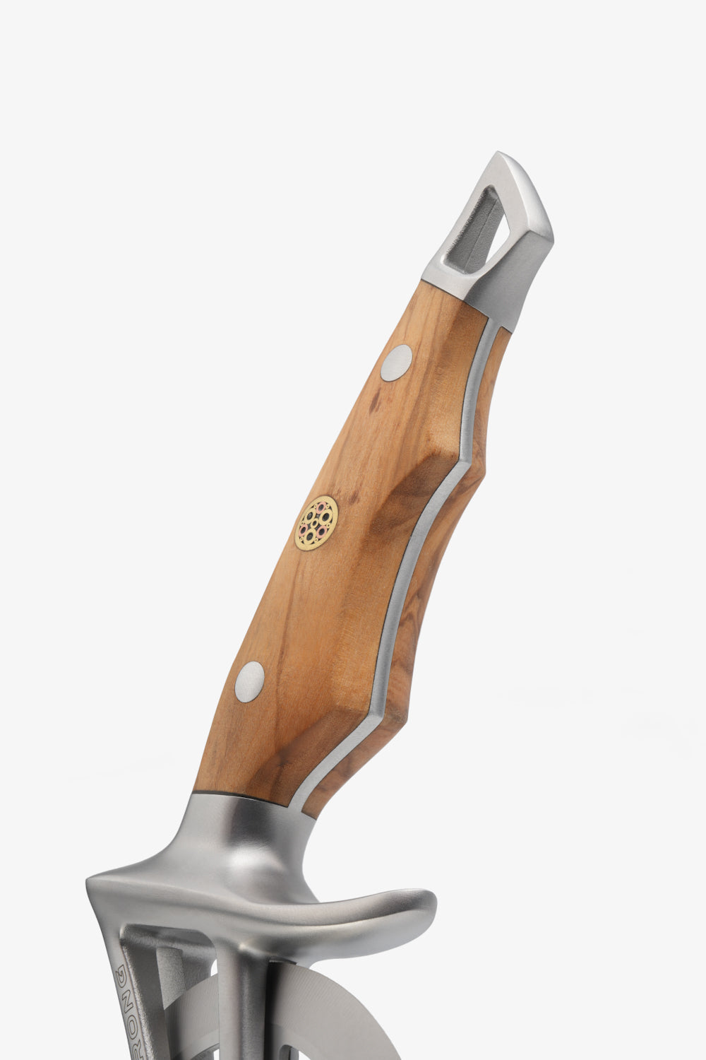 Pizza Wheel & Cutter | Olive Wood Handle | Wheel Series | Dalstrong ©
