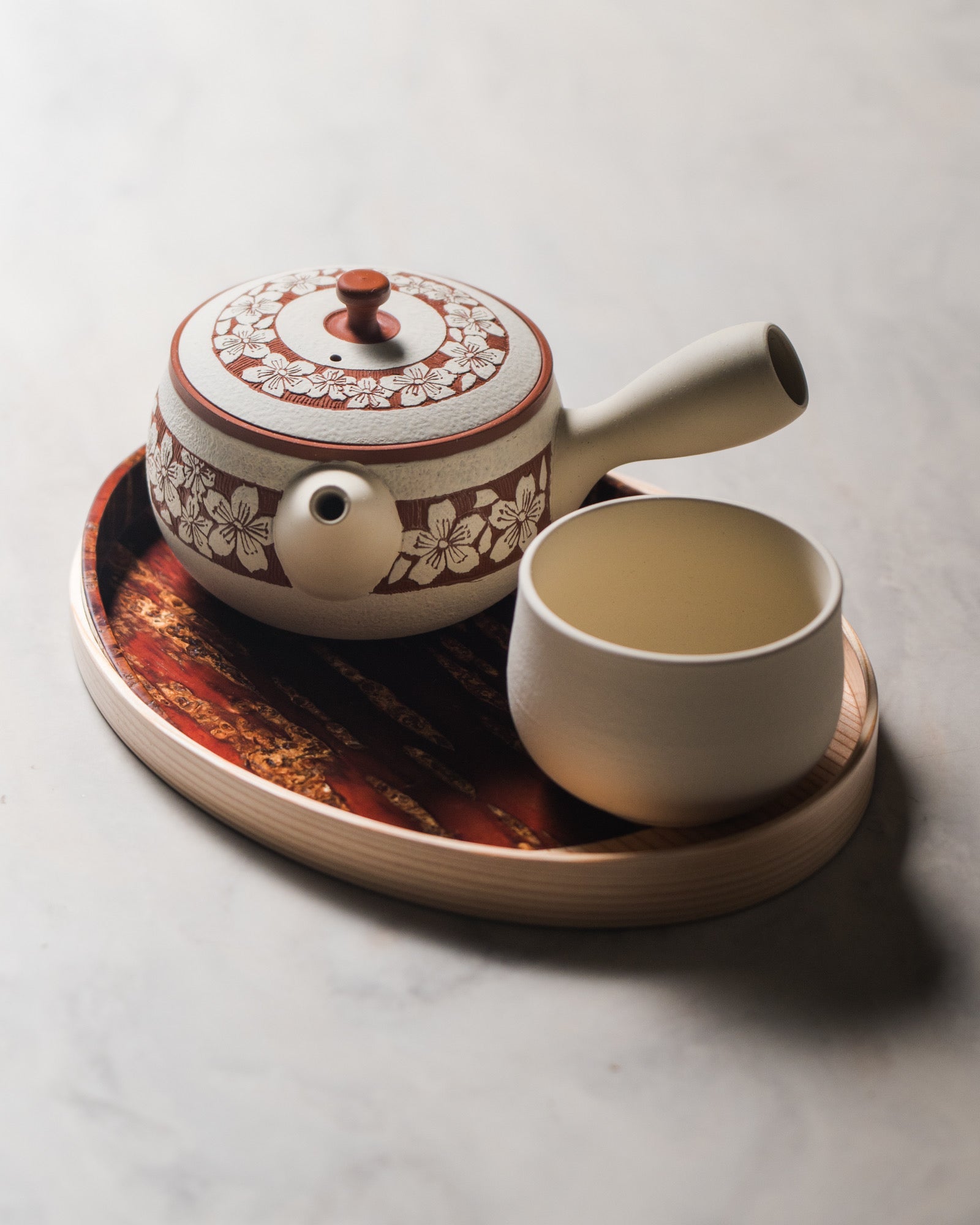 Ōdate Magewappa Kabazaiku Overlay Bon - Wooden Cherry Bark Tray