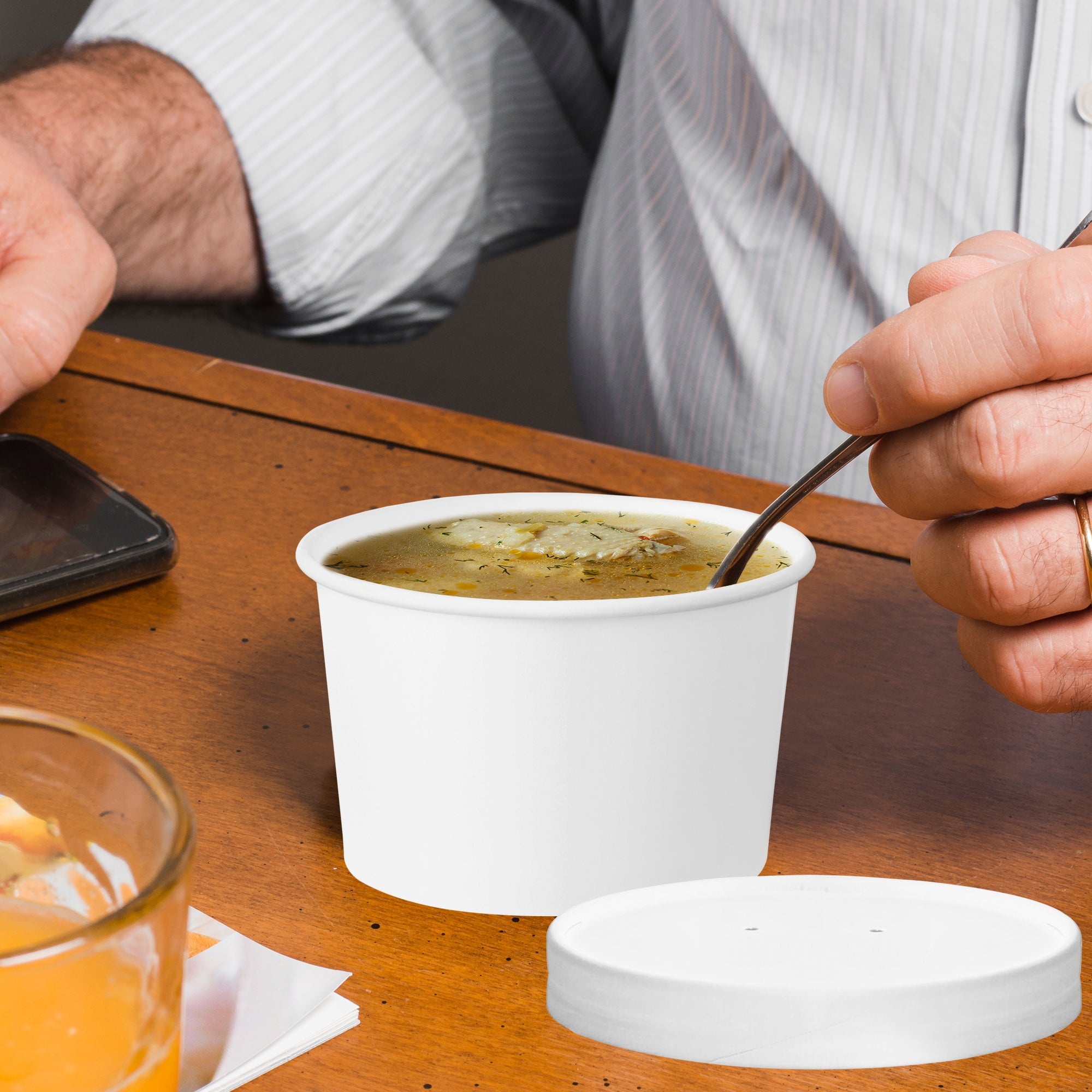 6 oz Squat Paper Soup Cups with Paper Lids