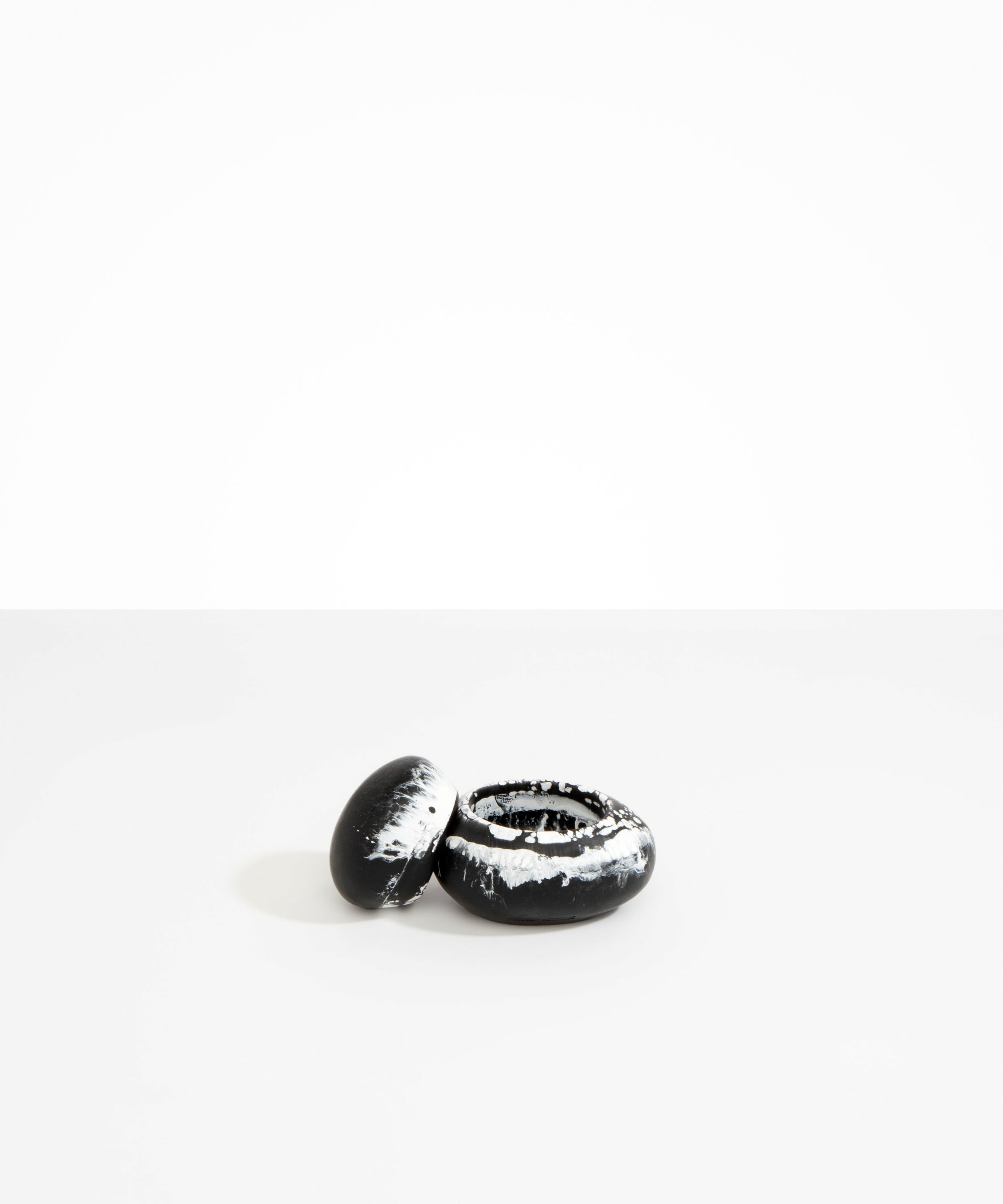 Medium Pebble Jar