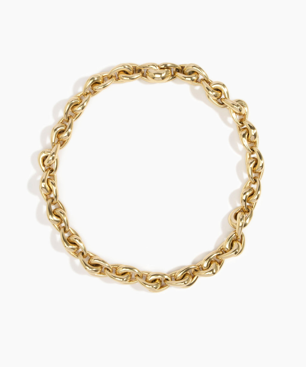 Hug Chain Choker