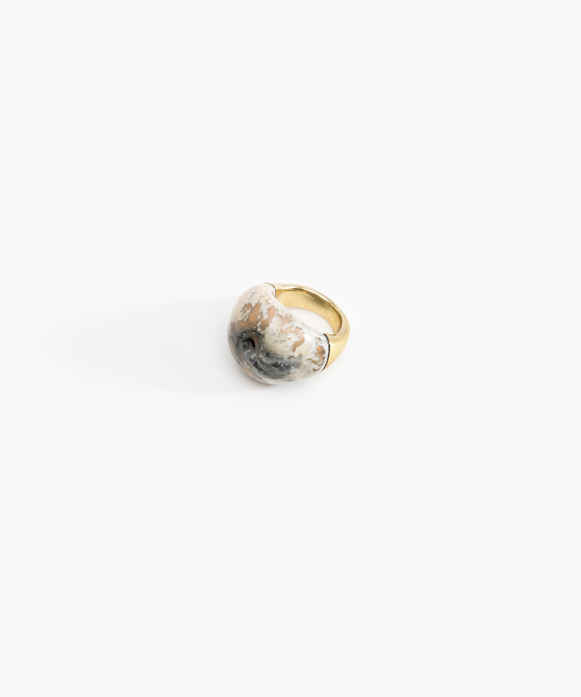 Large Horn Ring