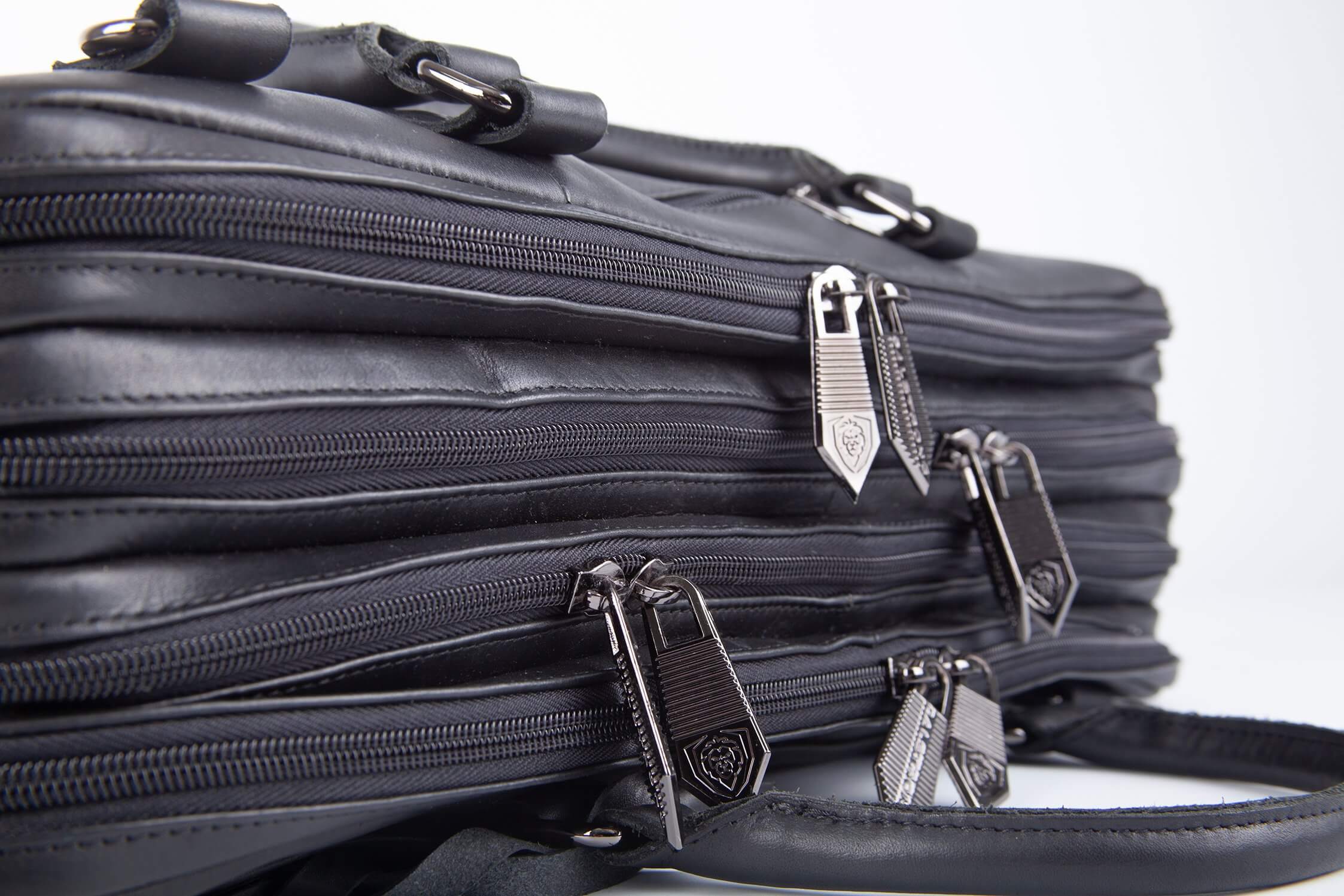Premium 4 Pocket Knife Bag | The Culinary Commander | Dalstrong ©