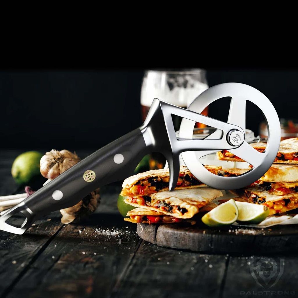 Pizza Wheel & Cutter | "The Orbit Razor" | Dalstrong ©