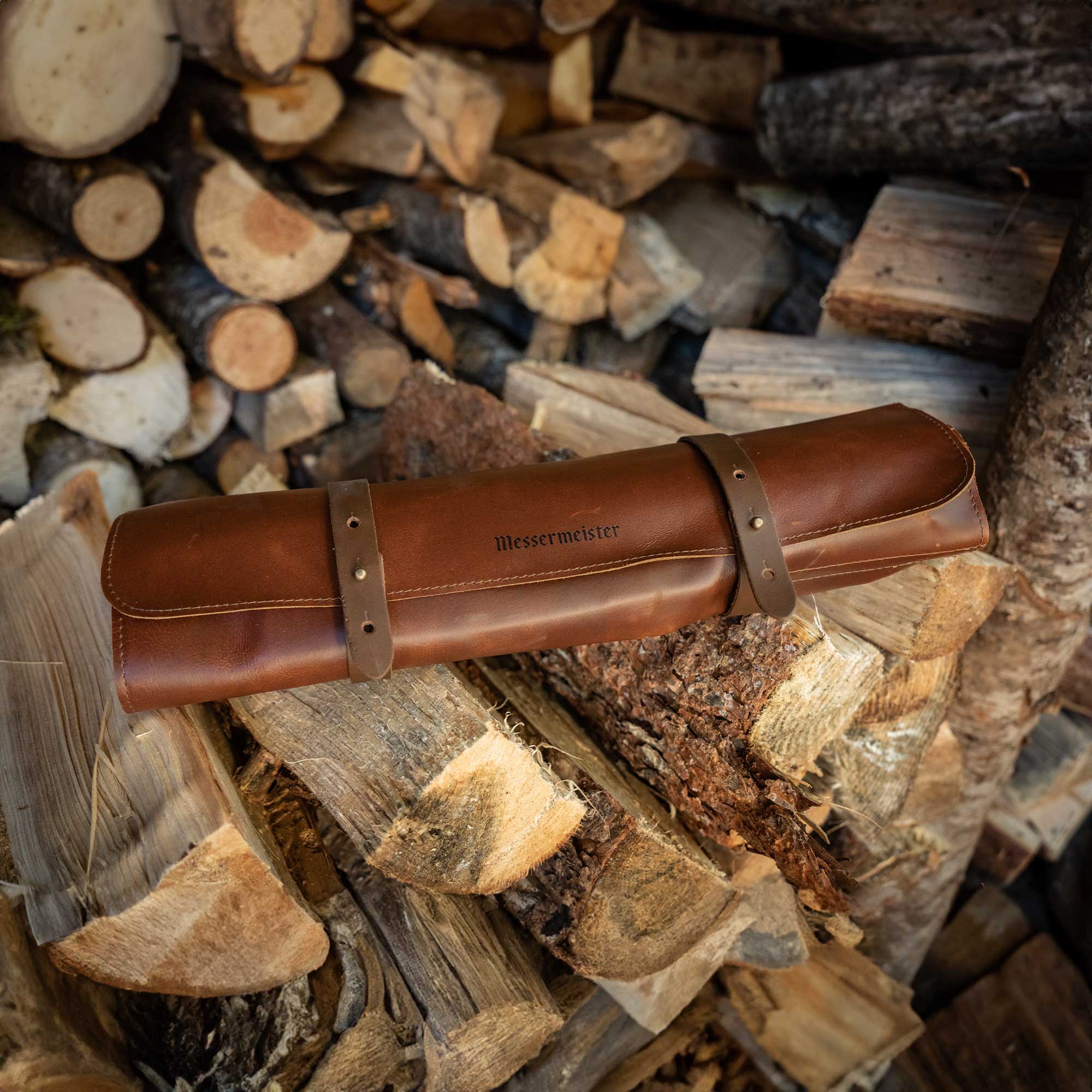 Overland Leather 5 Pocket Knife Roll With Pin Closure - Cognac Brown