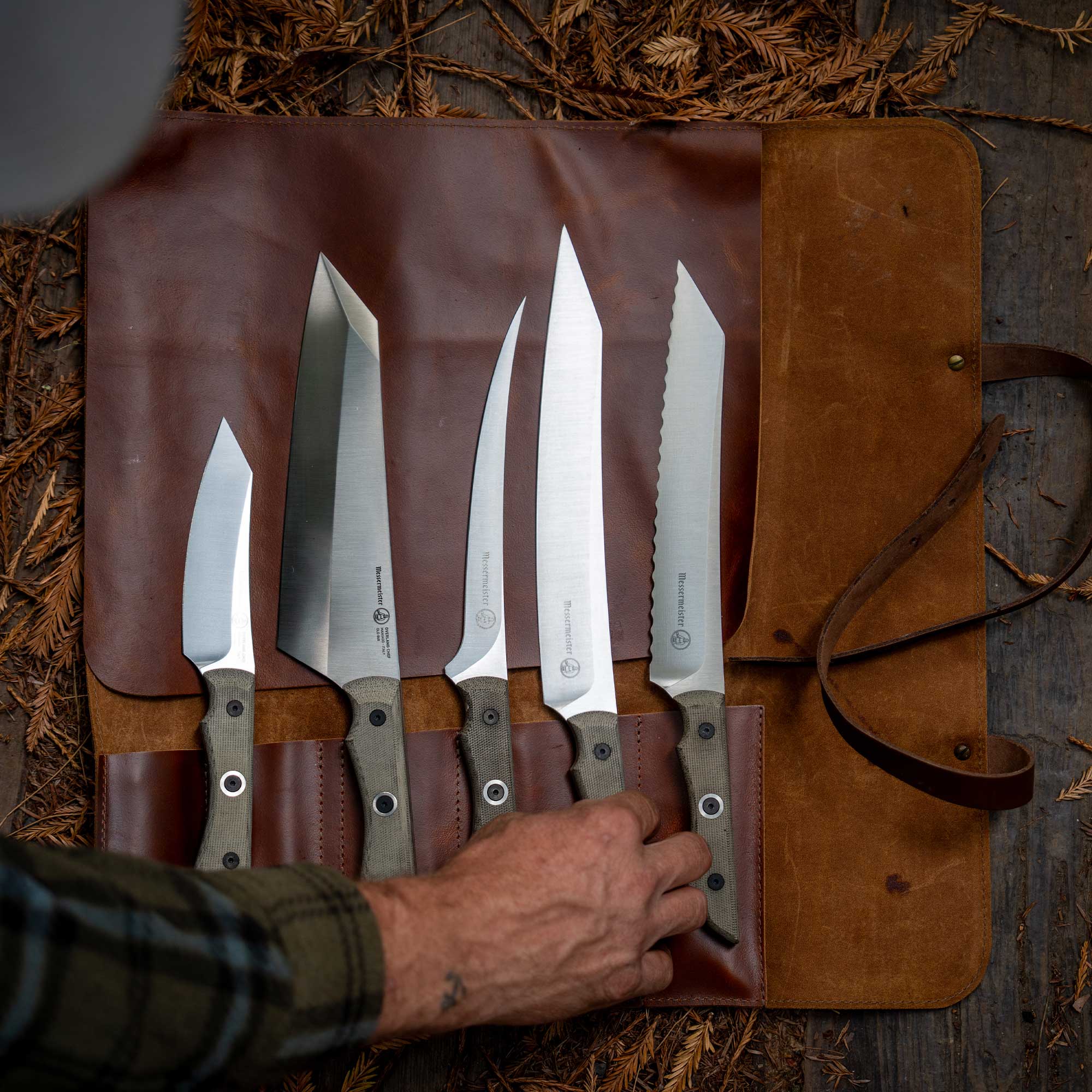 Overland Leather 5 Pocket Knife Roll With Pin Closure - Cognac Brown