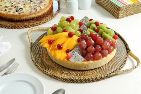 Round Serving Tray with Glass