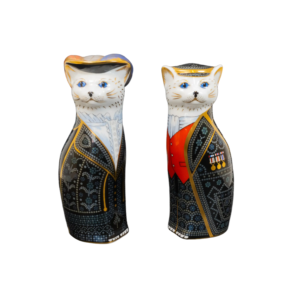 Royal Crown Derby Royal Cats : Pearly King & Queen Paperweights