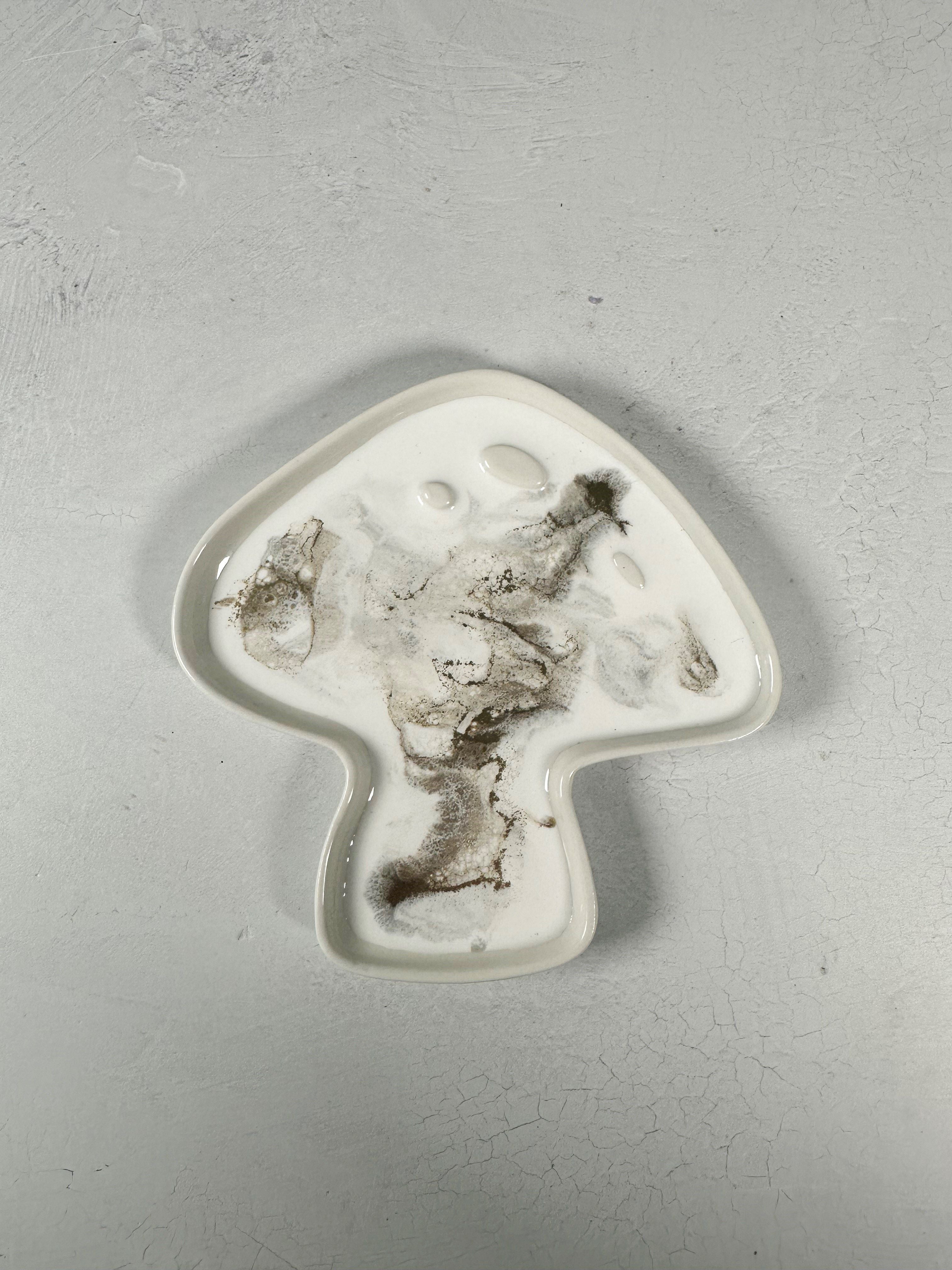NEW!!! Mushroom Shaped Acacia Cheese Board and Ceramic Tray