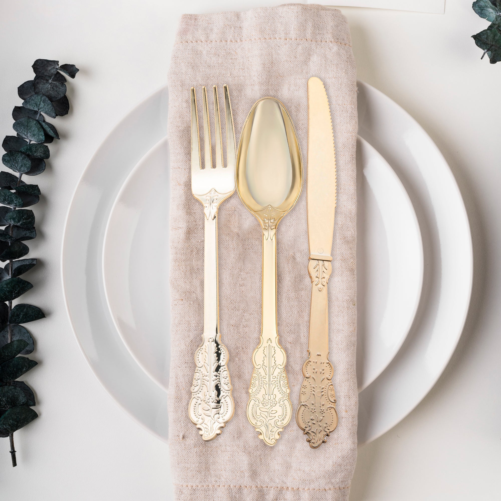 Shiny Baroque Gold Plastic Spoons