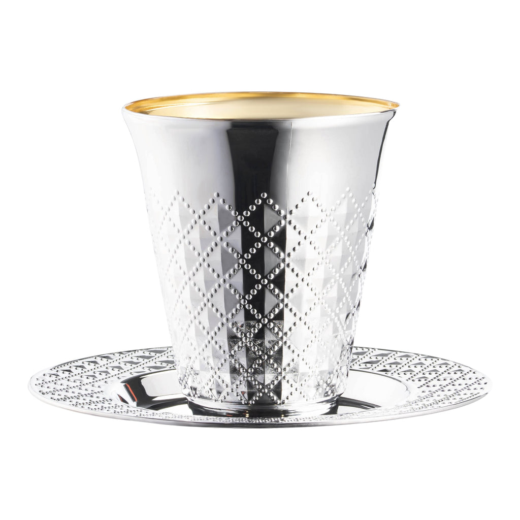 Aluminum Silver Round Plastic Saucers and Kiddush Cup Value Set (Shiny Metallic )