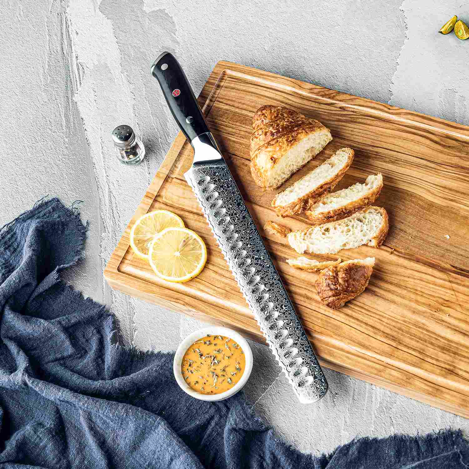 Shujin 10" Serrated Knife