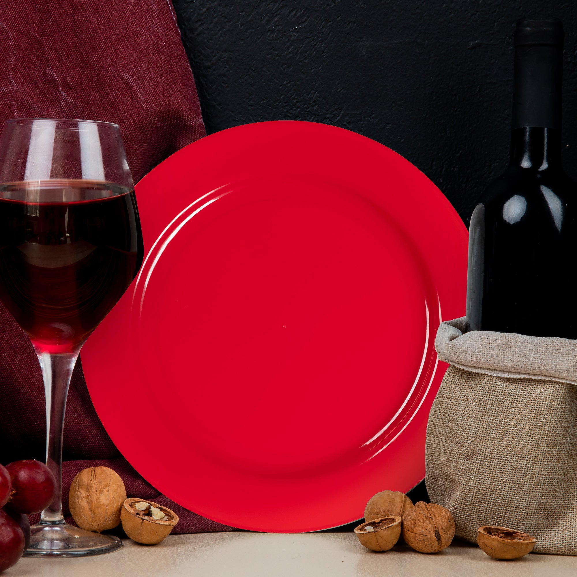 Solid Red Holiday Round Disposable Plastic Dinner Plates (10.25")