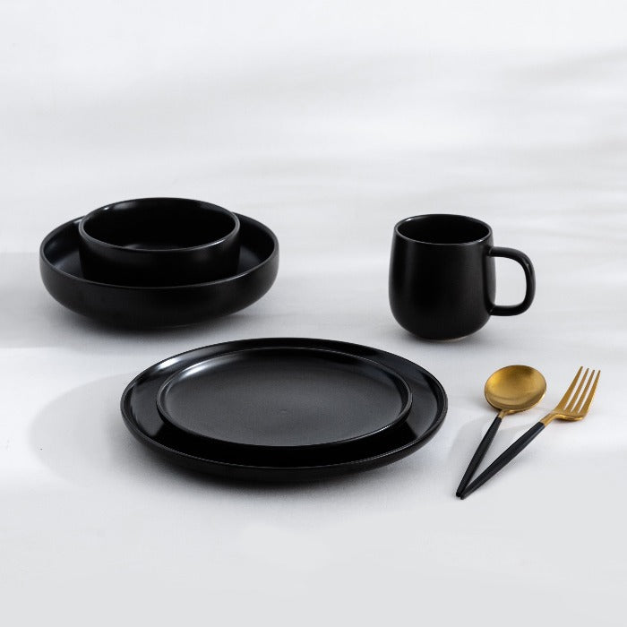 Minimalist Dinner Bowl