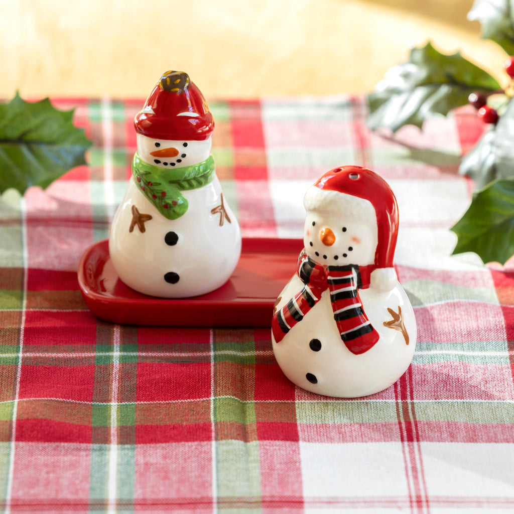 Gift Boxed Snowmen Figurine Salt and Pepper Shaker Set