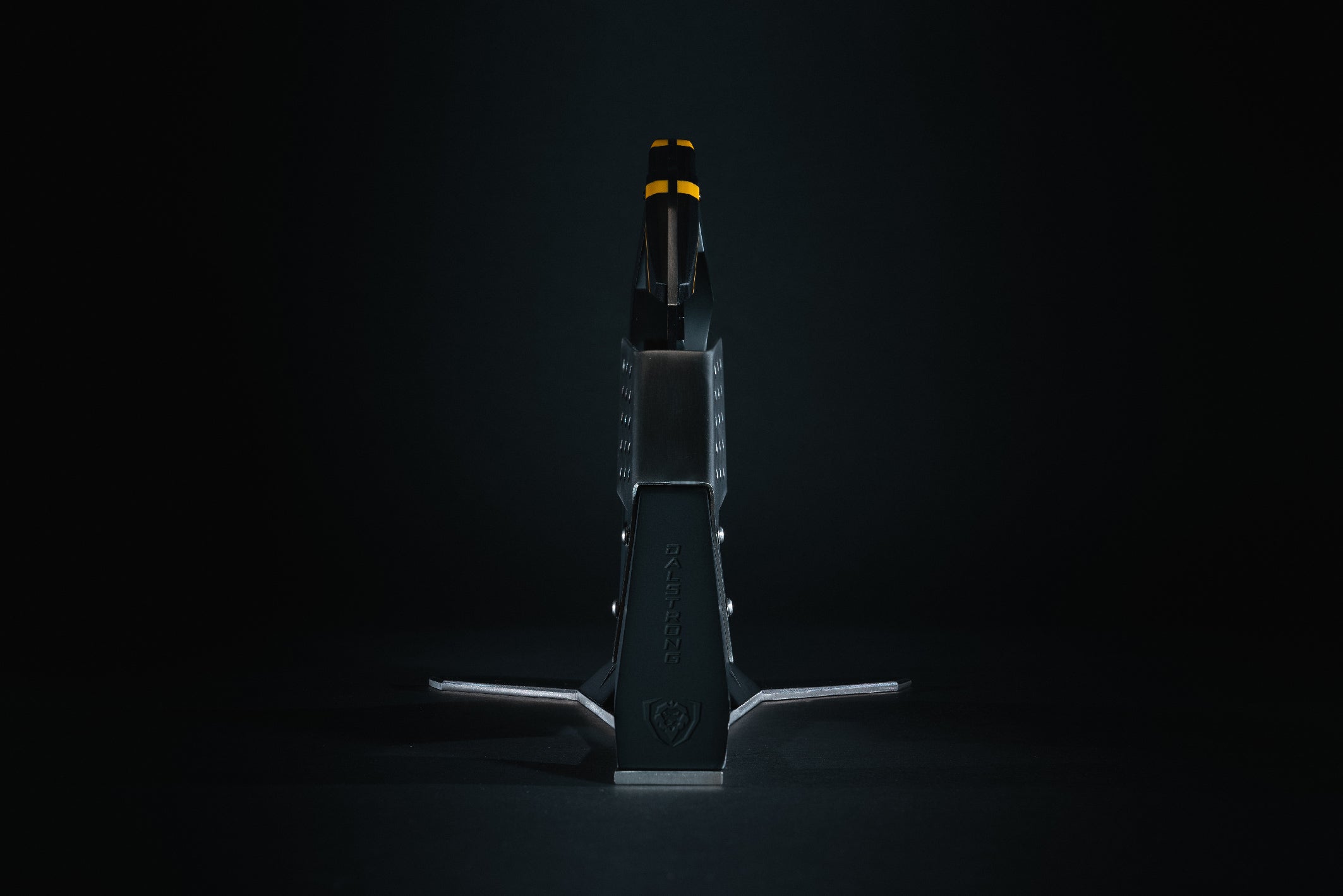 Batman StudioForge™ | 8” Bladed Displayable Chef Knife & Display Stand | The Gotham City™ Edge
