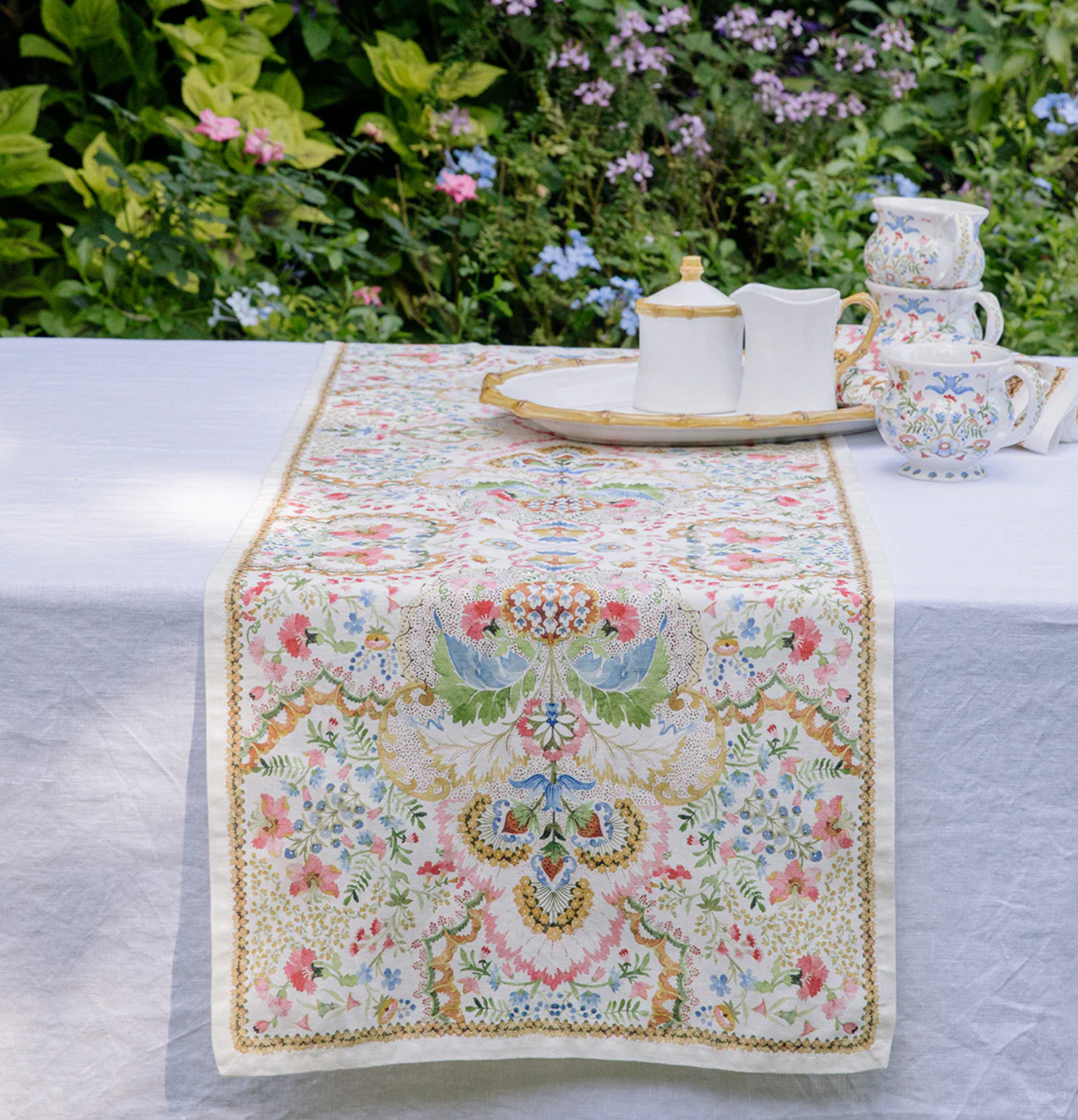 Juliska Sofia Table Runner (18" x 90"): ­Multi