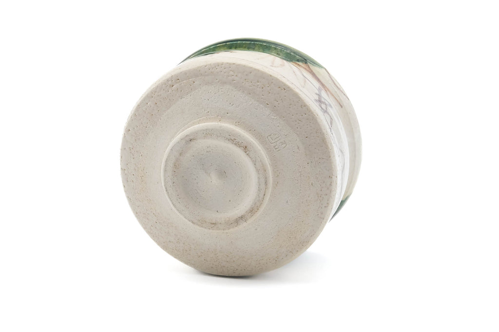 Japanese Matcha Bowl - Floral Beige Green Glazed Oribe-yaki Chawan - 250ml