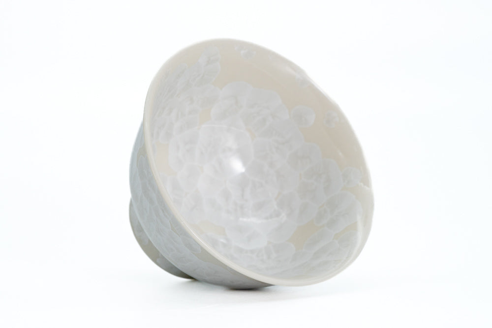 Silvery White Hanakessho Crystal Glaze Yunomi - 150ml