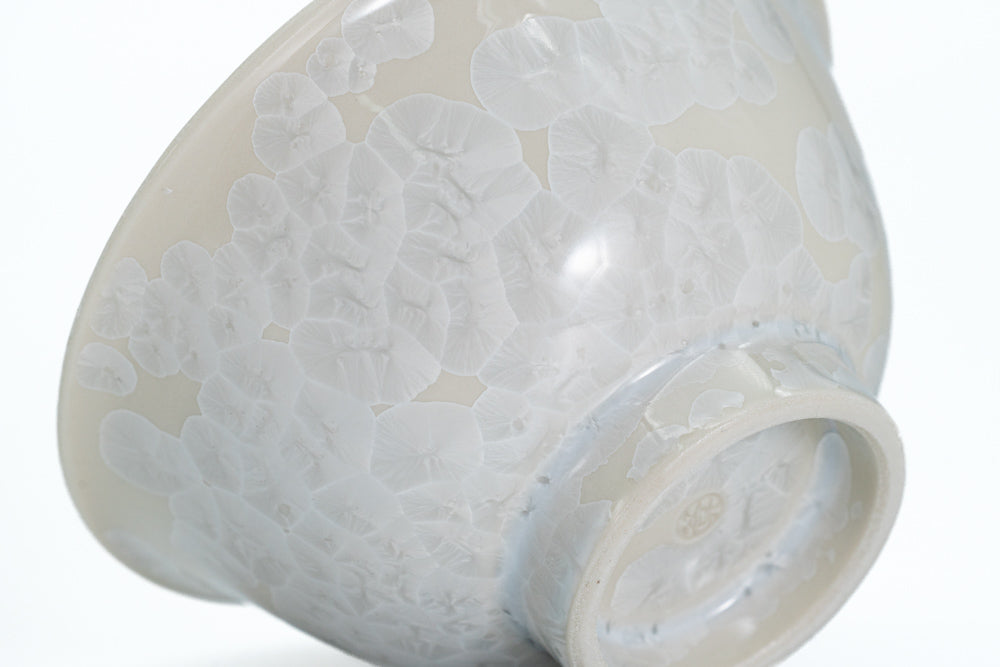 Silvery White Hanakessho Crystal Glaze Yunomi - 150ml