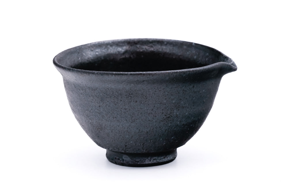 Black Matte Spouted Matcha Bowl - 150ml