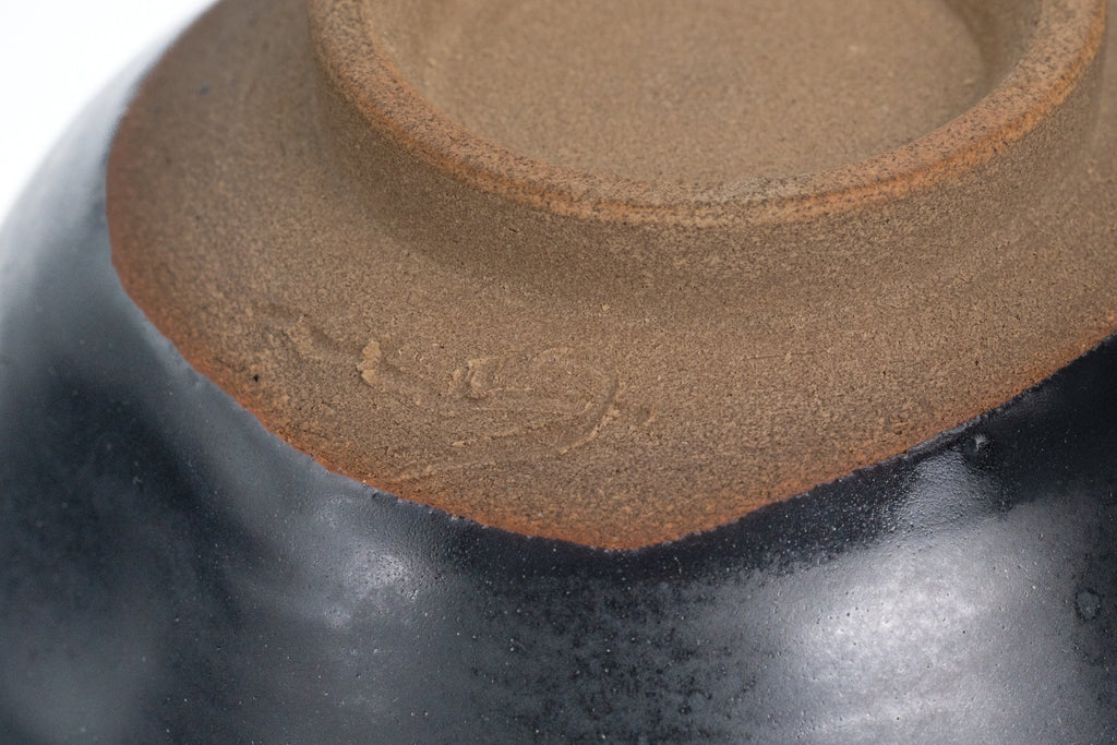 Kuro-Oribe Spouted Matcha Bowl - 350ml