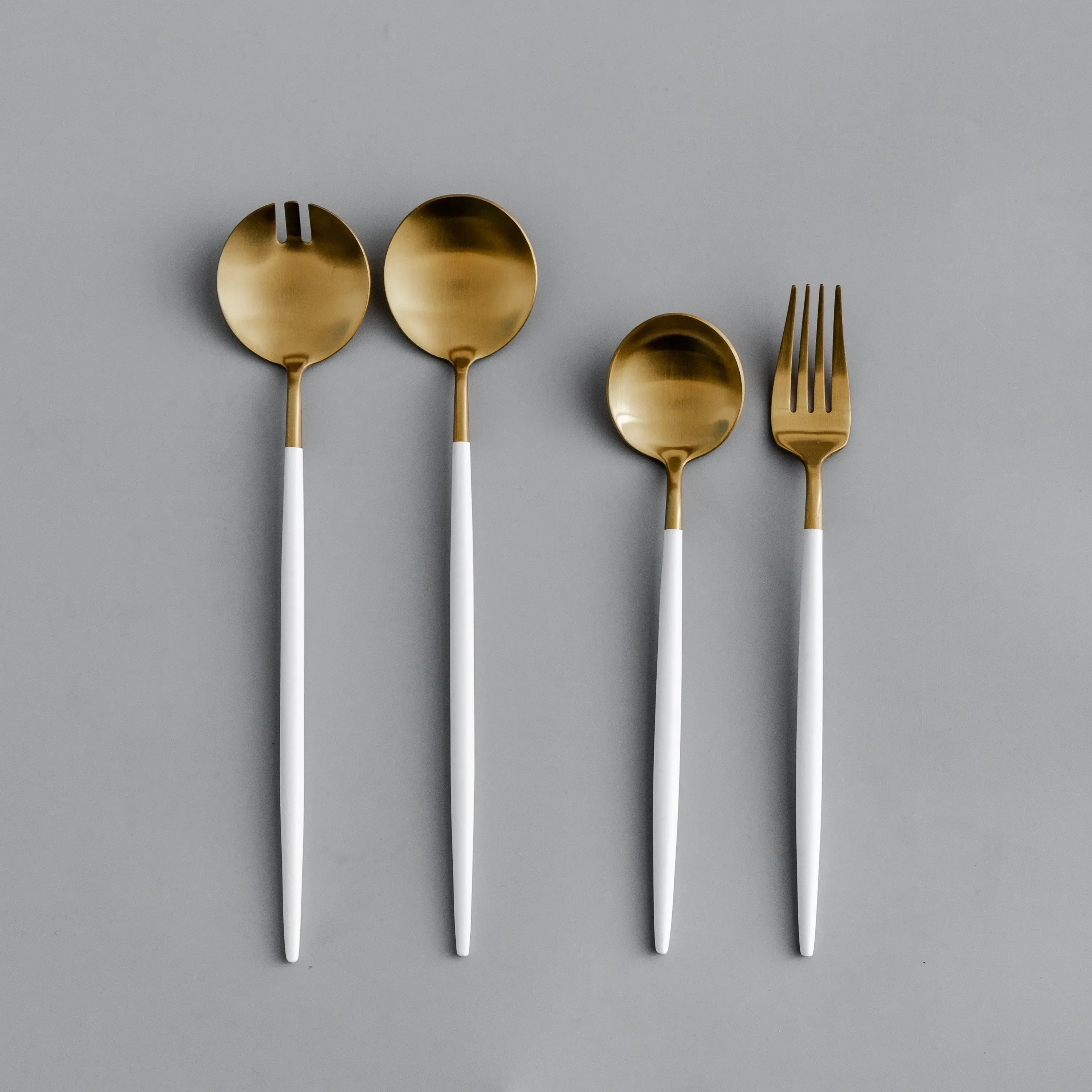 Gilded Serving Utensils & Salad Servers