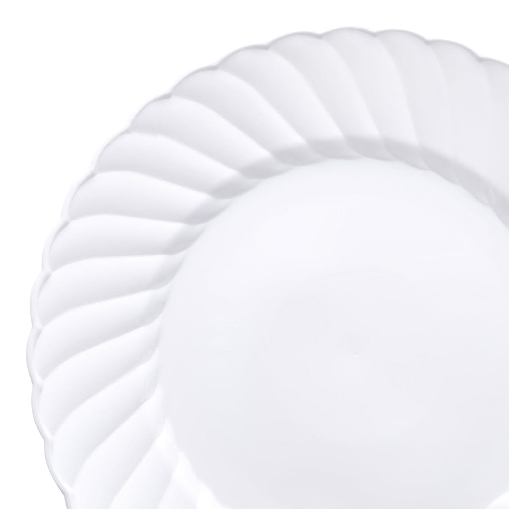White Flair Plastic Buffet Plates (9")