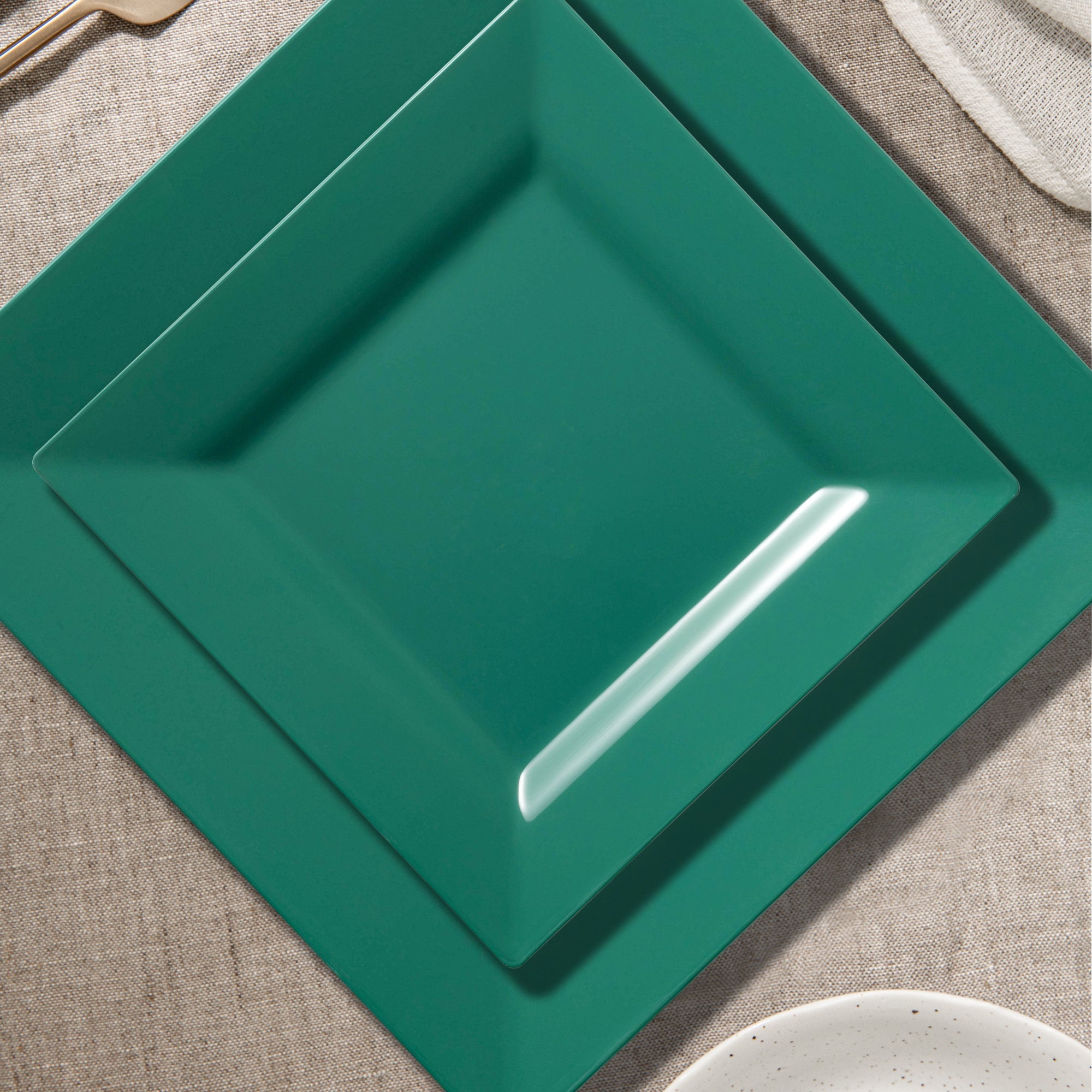 Hunter Green Square Plastic Plates Dinnerware Value Set