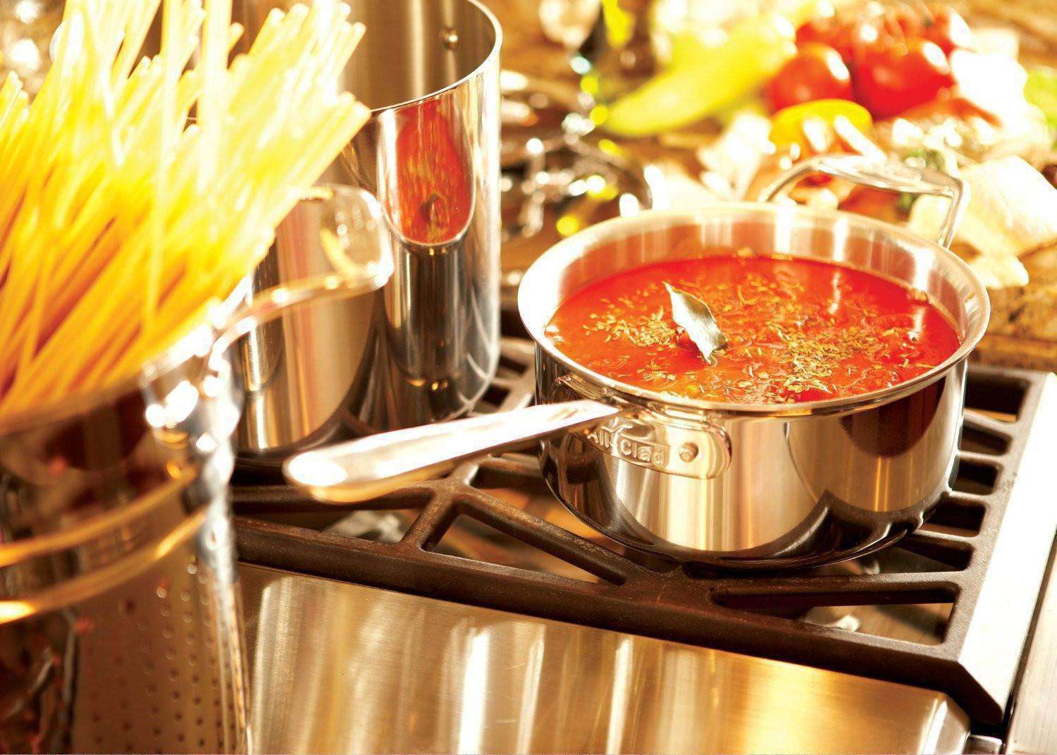 All-Clad D3 Stainless Saucepan with Lid