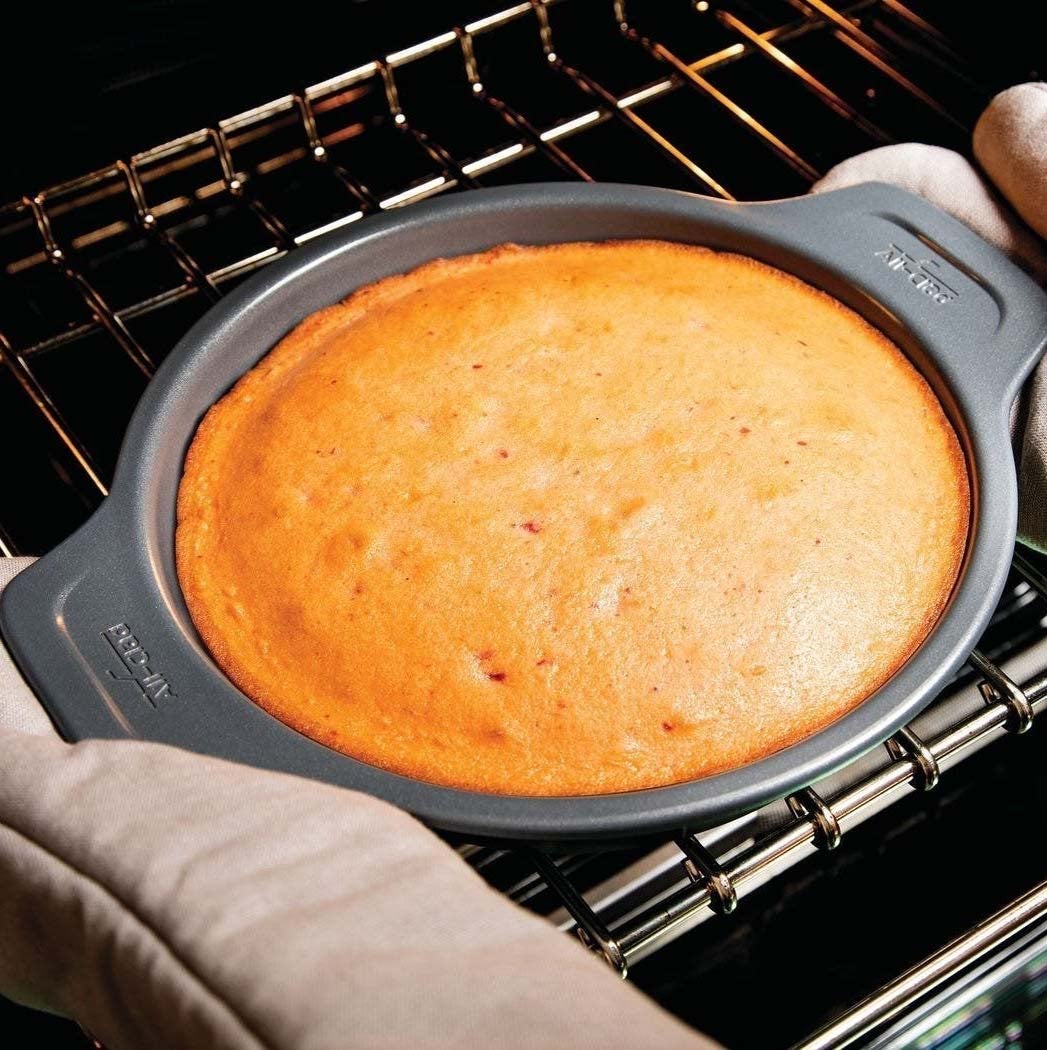 All-Clad Pro-Release Round Cake Pan