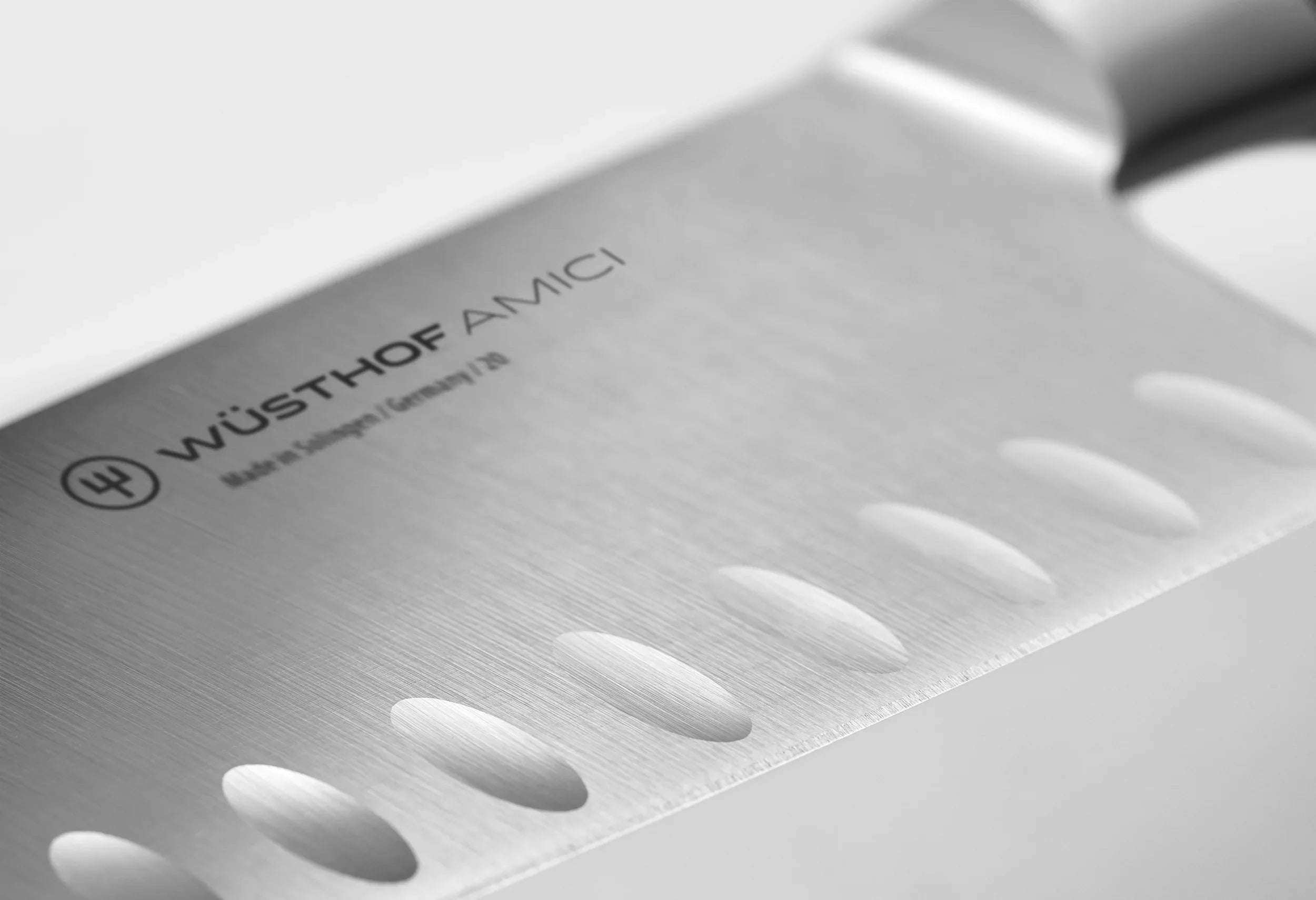Amici 7" Hollow Edge Rotoku (Santoku)