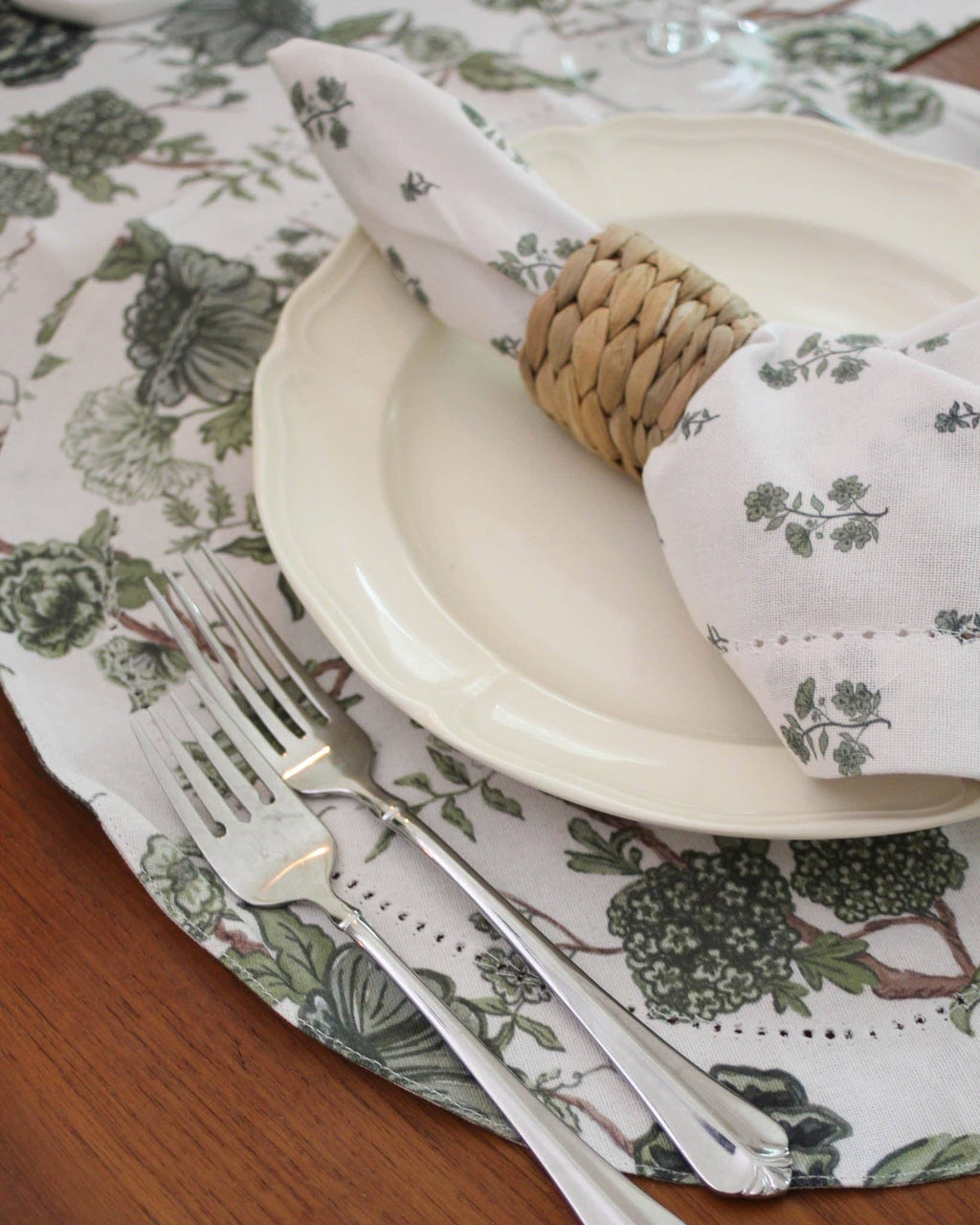 Florence Floral Round Placemats, Set of Four:  Fern
