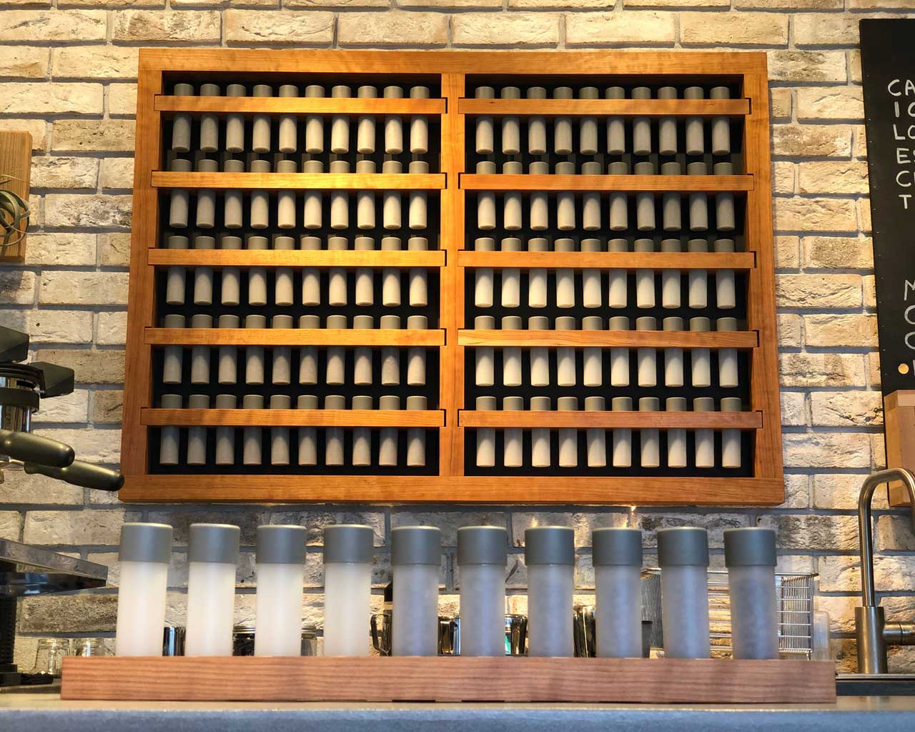 BEAN CELLAR Wall Rack
