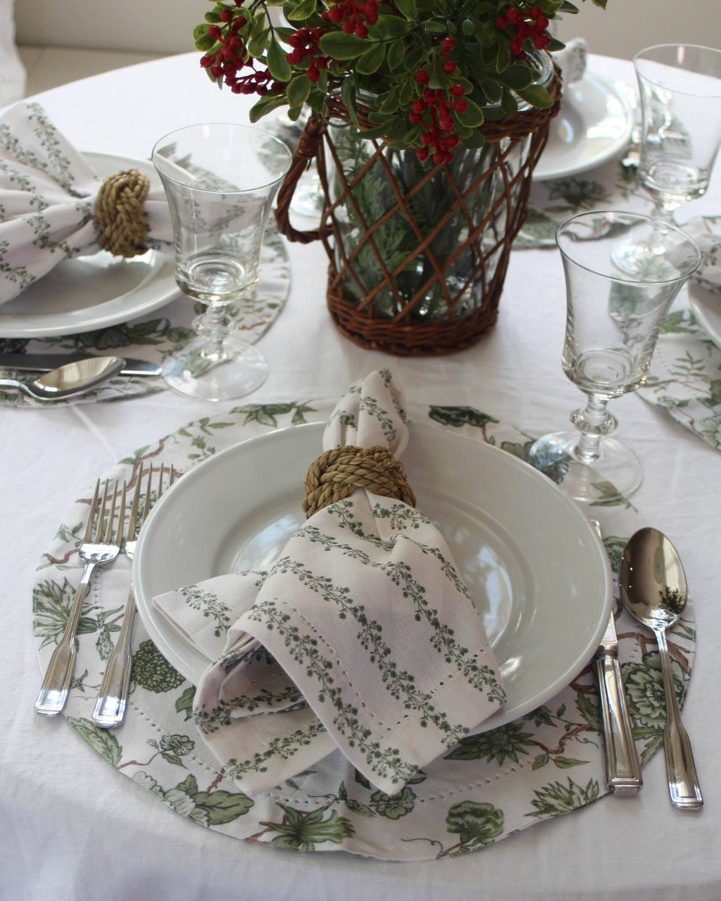 Florence Floral Round Placemats, Set of Four:  Fern