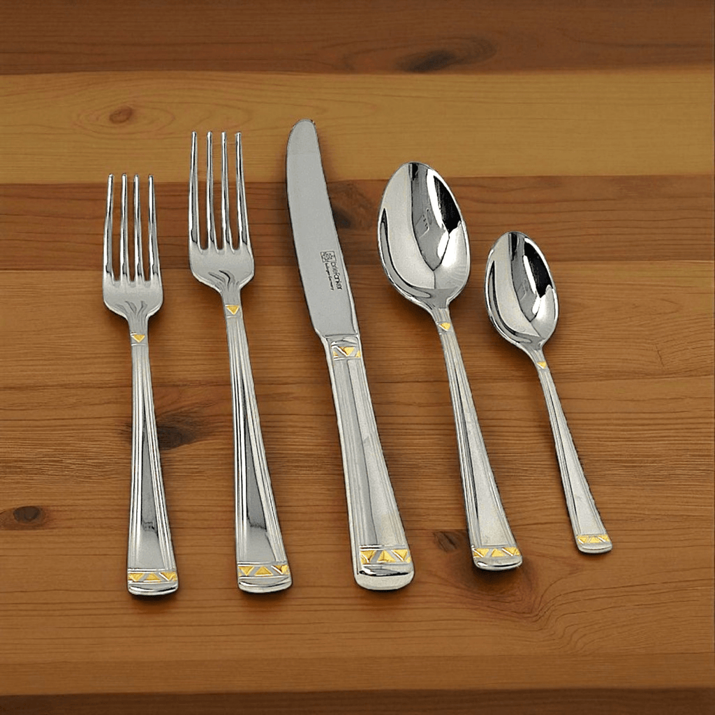 Briefanker Solingen Aradena with Gold Accent Flatware - 5 Piece Place Setting