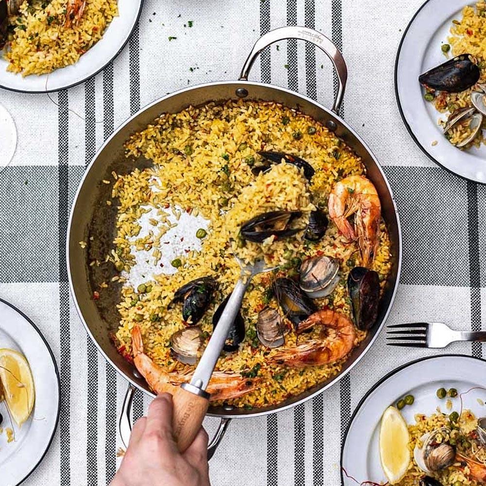 deBuyer Mineral B Element 12.5" (32 cm) Paella Pan