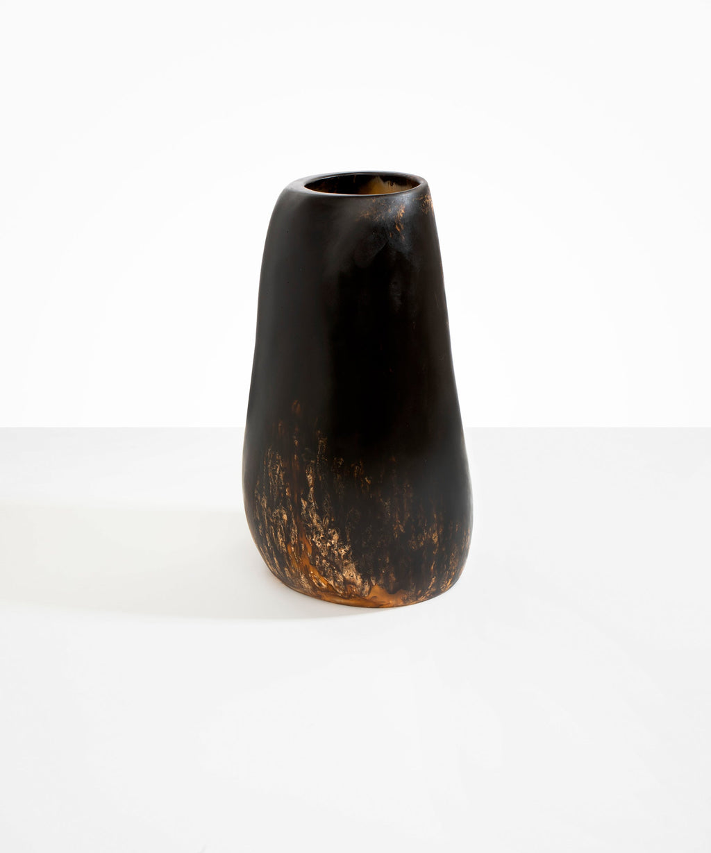 Grand Pebble Vase