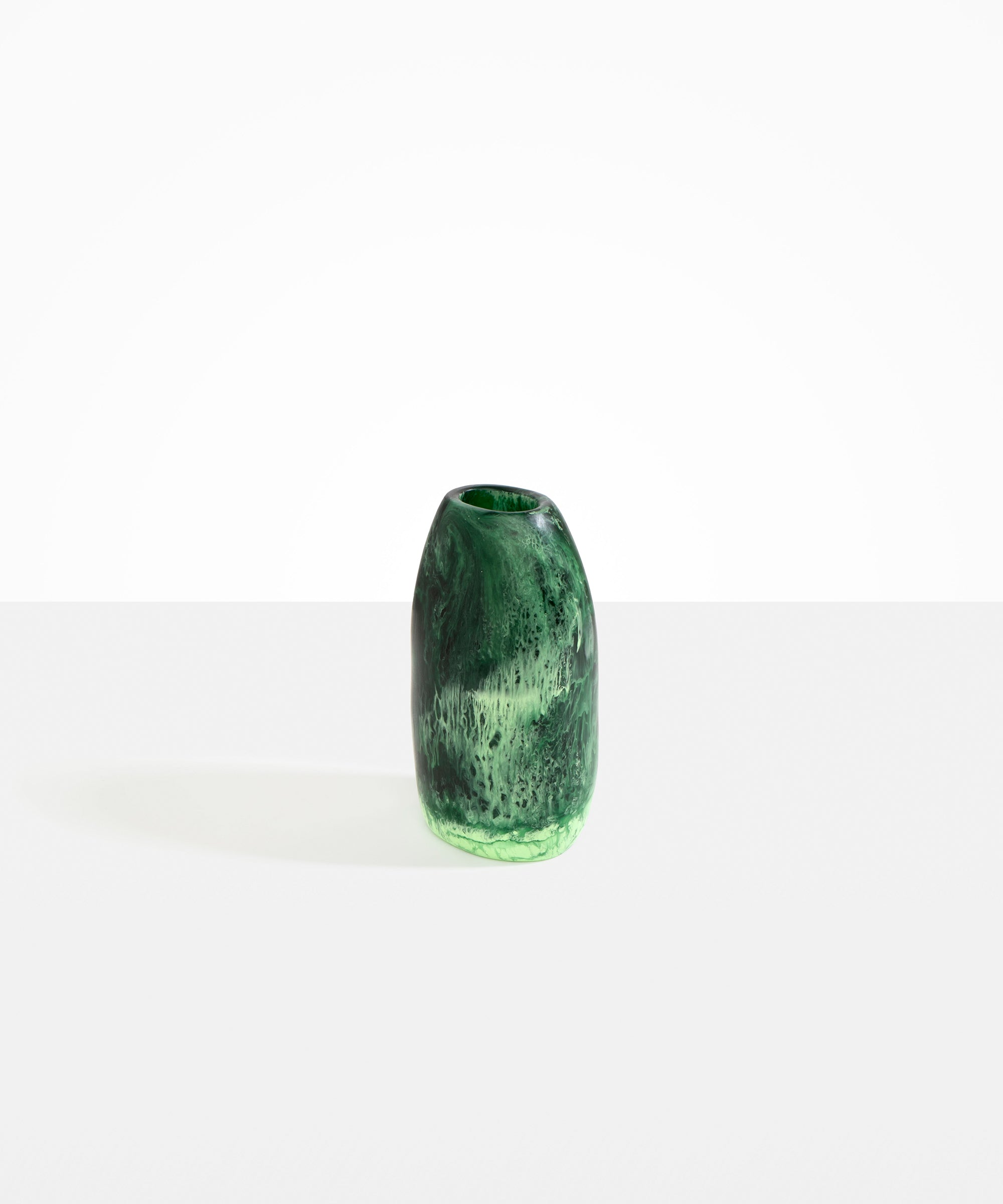 Medium Pebble Vase