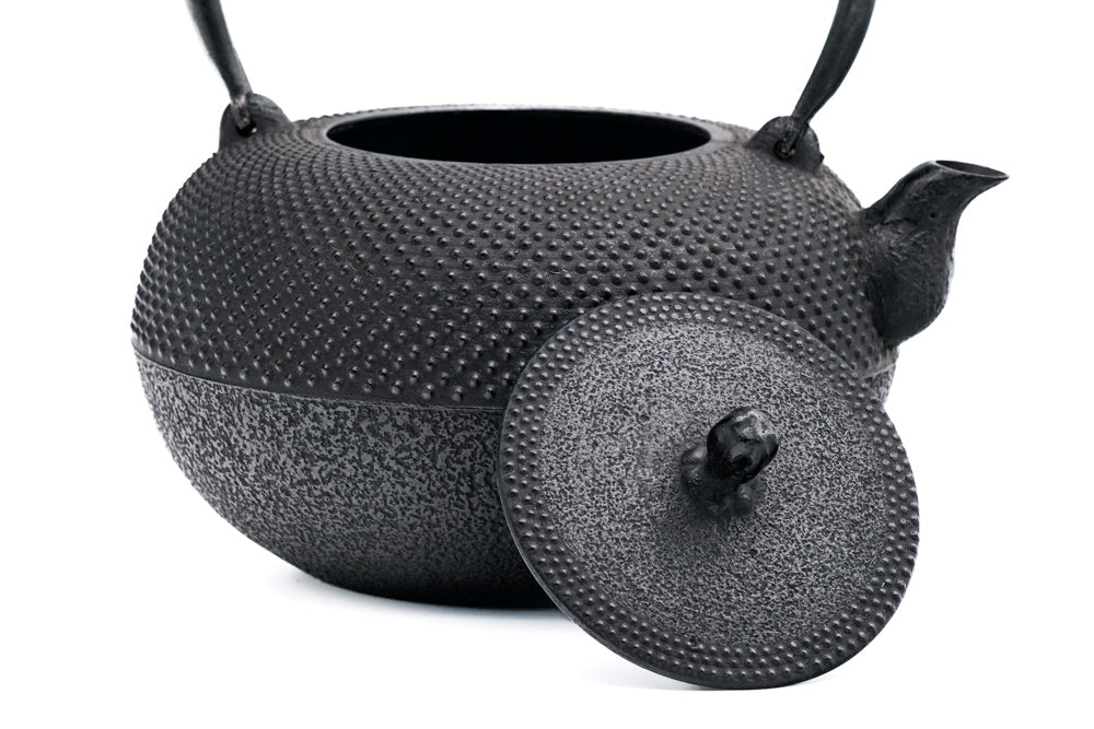 Round Arare Cast Iron Tetsubin - 1.2L