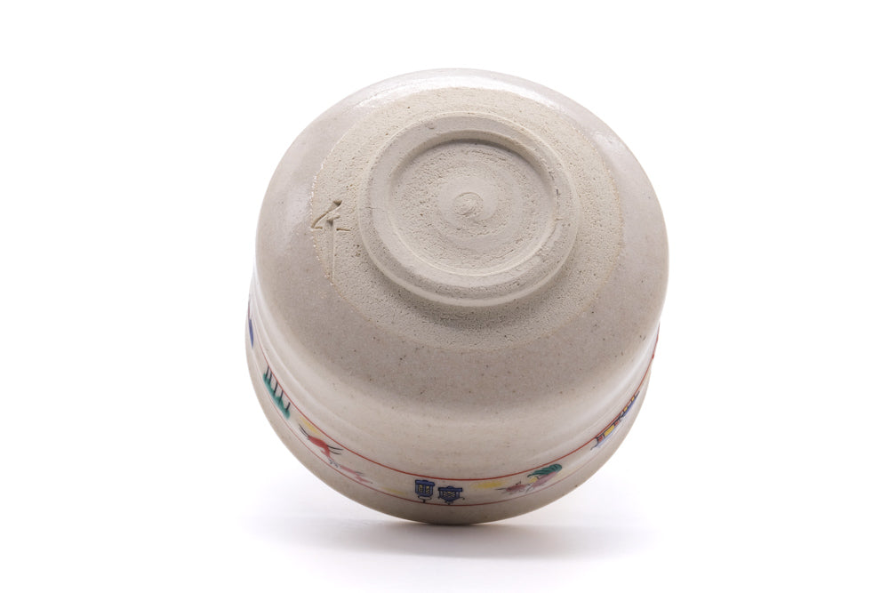 Japanese Matcha Bowl - 赤膚山 Akiyama Kiln - Decorated Akahada-yaki Chawan - 490ml