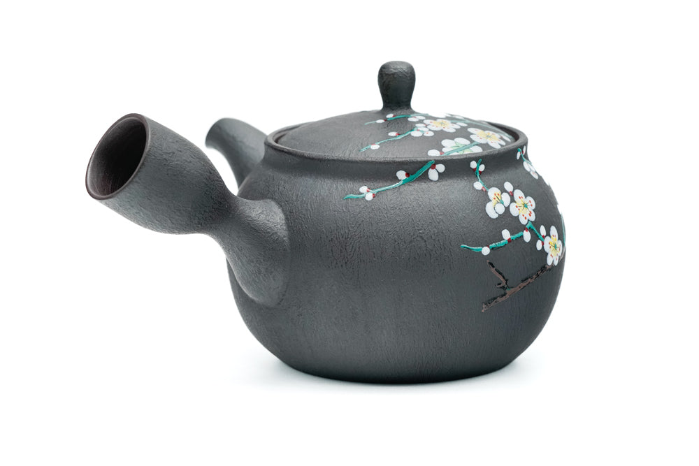Plum Blossom Banko-yaki Teapot - 270ml