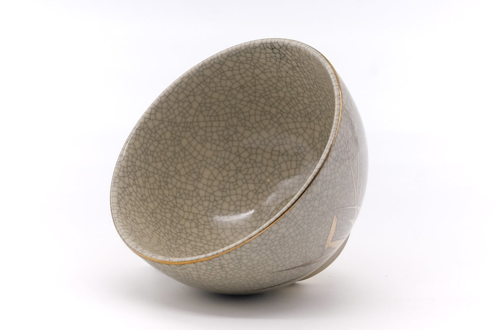 Japanese Matcha Bowl - Grey Gold Calligraphy Chawan - 420ml