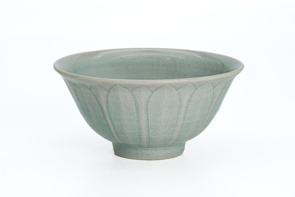 Celadon Lotus Petal Chawan