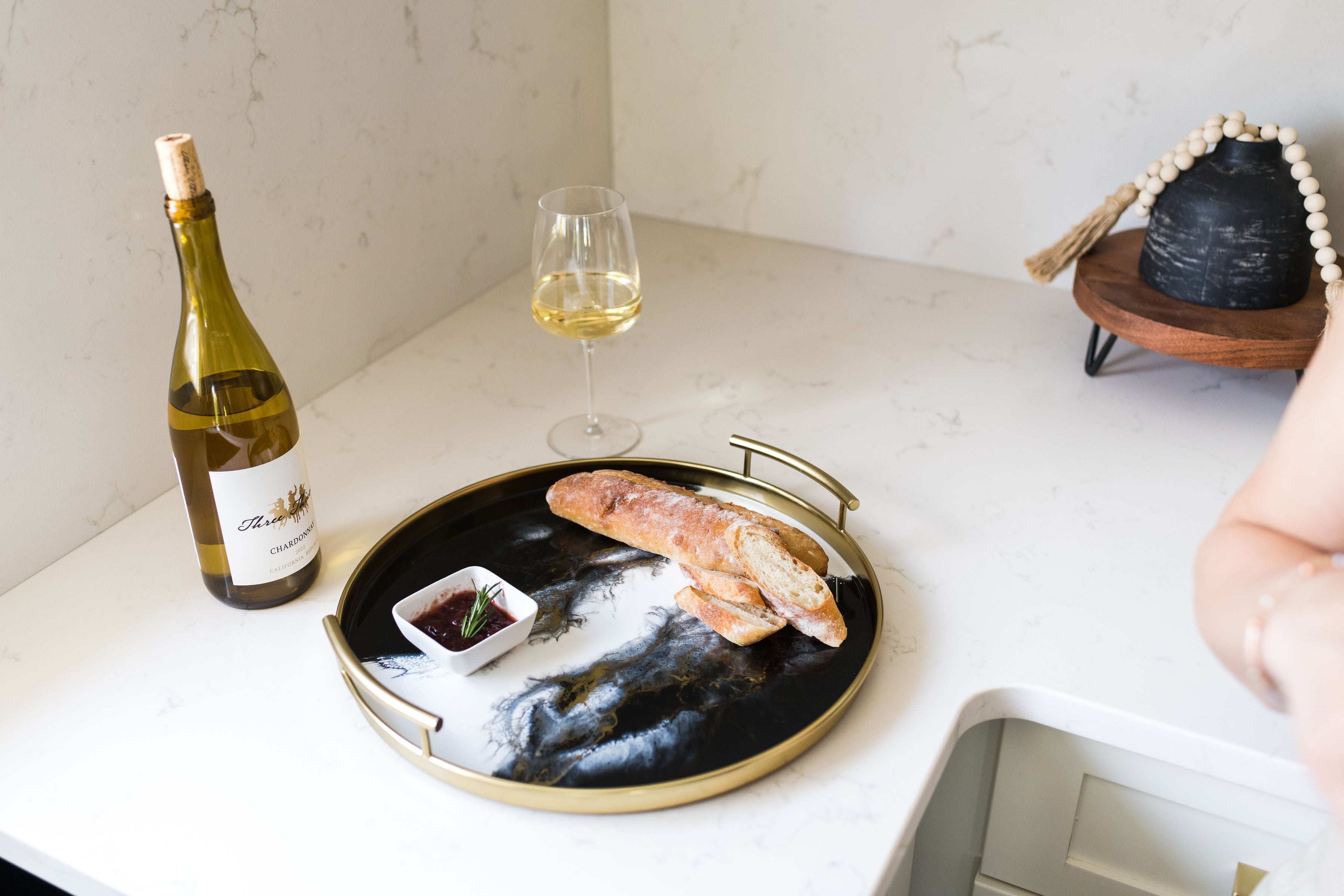 Back in stock! Resin Gold Round Tray